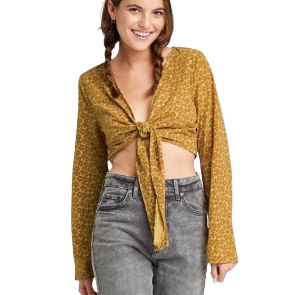 Mustard Flower Tie Wrap Cropped Shirt Medium